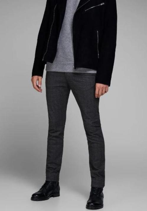 Prachtige JACK&JONES slim fit winter chino Marco maat 29/32., Kleding | Heren, Broeken en Pantalons, Zo goed als nieuw, Maat 46 (S) of kleiner