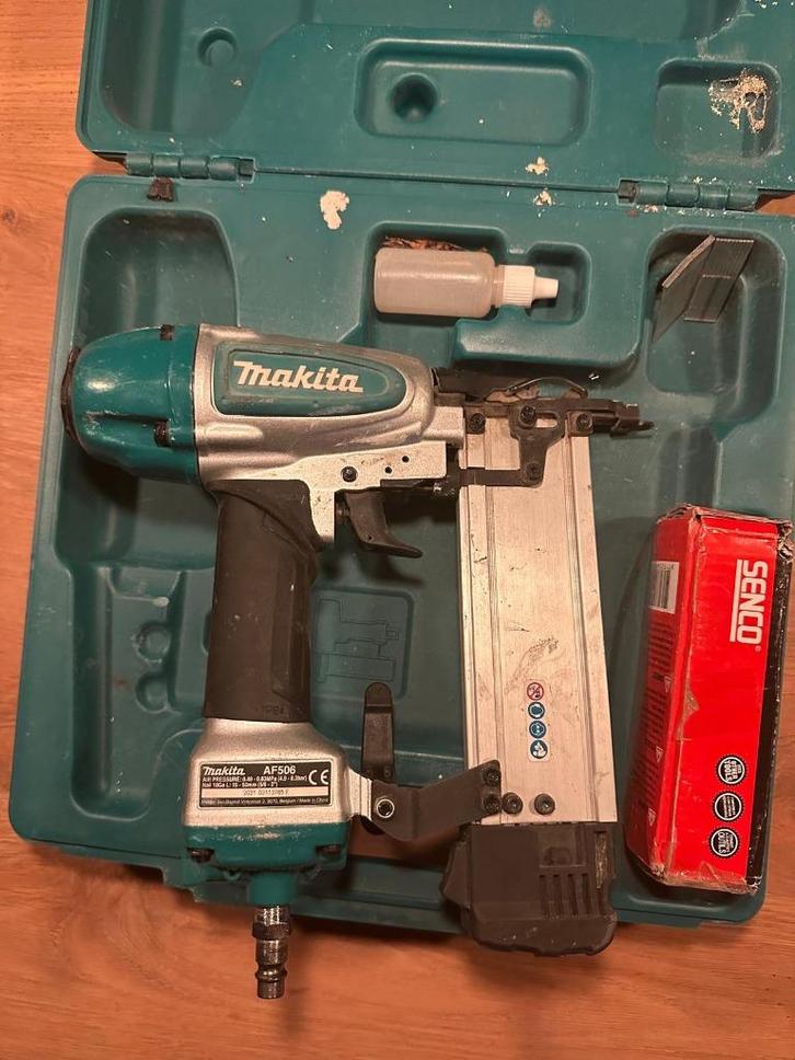 Makita AF506 Afwerktacker 18G + koffer, Doe-het-zelf en Verbouw, Gereedschap | Machine-onderdelen en Toebehoren, Gebruikt, Ophalen