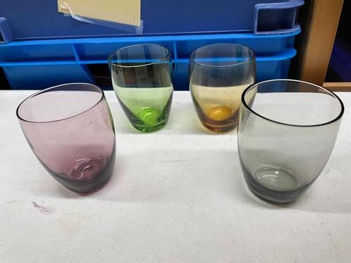 Carnaval glas Maastricht kleine glazen 4 st., Antiek en Kunst, Antiek | Glas en Kristal, Ophalen of Verzenden