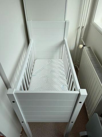 Witte Noa kidsmill wieg 80x40 beschikbaar voor biedingen