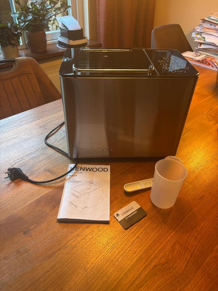 Kenwood BM450 - Broodbakmachine, Witgoed en Apparatuur, Broodbakmachines, Zo goed als nieuw, Met timer, 800 tot 1200 gram deeg