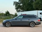 BMW 5-serie Touring 525i/PANODAK/VELGEN/XENON, Achterwielaandrijving, 2000 kg, Leder en Stof, 2996 cc