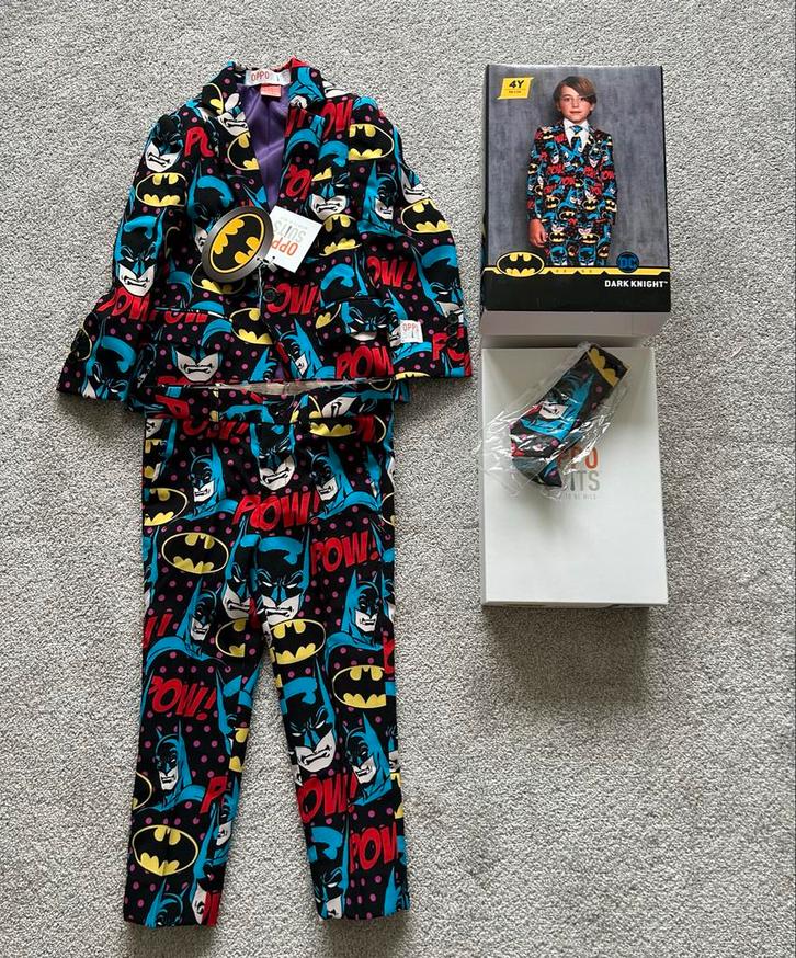 Halloween Suits Dark Knight Batman Pak 4Y Nieuw, Kinderen en Baby's, Carnavalskleding en Verkleedspullen, Nieuw, Ophalen of Verzenden