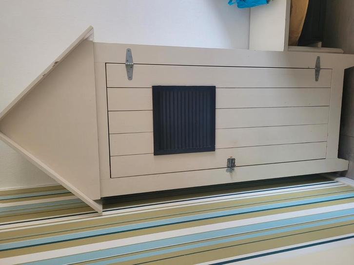 Leuke houten kledingkast als huisje, Kinderen en Baby's, Kinderkamer | Commodes en Kasten, 105 cm of meer, 75 tot 100 cm, 50 tot 70 cm