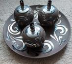 3 Olielampjes, windlichten op keramische schaal., Ophalen of Verzenden, Zo goed als nieuw