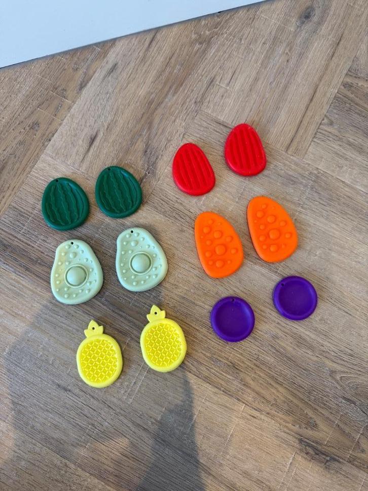 Nieuw 12x fruit silicone fidget sensory speelgoed set pop-it, Kinderen en Baby's, Speelgoed | Educatief en Creatief, Nieuw, Ophalen of Verzenden