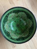 Oosterse schaal - handgemaakt - 31cm, Huis en Inrichting, Woonaccessoires | Schalen en Manden, Ophalen, Gebruikt, Porselein of Keramiek