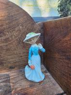 Oud beeldje dame, Ophalen of Verzenden