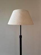 Duran,Franse vloerlamp, donkerbruine voet met fluwelen kapje, Ophalen, Gebruikt, Crème, Rond