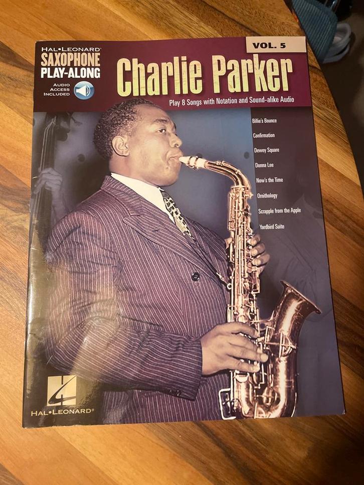 Charlie Parker Saxofoon Play-Along Vol. 5 - Eb en Bb, Muziek en Instrumenten, Bladmuziek, Zo goed als nieuw, Artiest of Componist