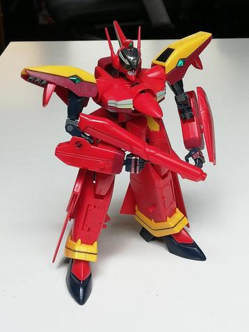 Macross 7 - VF-19 Valkyrie 1/100 schaal Bandai kit beschikbaar voor biedingen