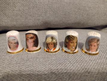 5 Vingerhoedjes Lady Diana beschikbaar voor biedingen