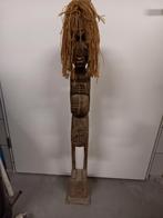 Houten beeld, Ophalen