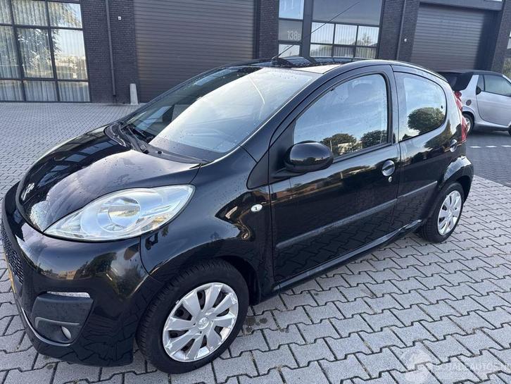 Peugeot 107 1.0 ACTIVE AIRCO RIJDBARE SCHADE! BOUWJAAR 2013, Auto diversen, Schadeauto's, Peugeot, Handgeschakeld, Benzine, Hatchback