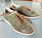 schoenen echt suede in het echt mooier dan foto maat 41, Ophalen, Overige kleuren, Sneakers of Gympen, Zo goed als nieuw