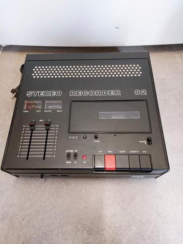  ITT stereo recorder 82 sk vintage retro cassetterecorder  beschikbaar voor biedingen