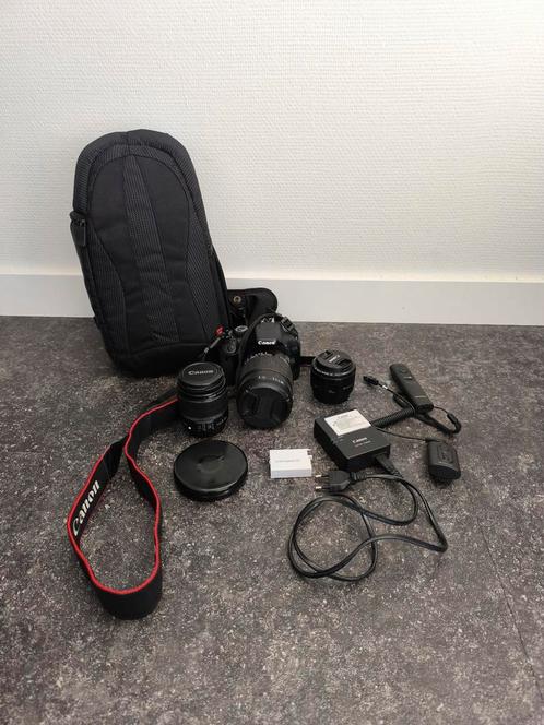 Canon EOS 550D met veel toebehoren, Audio, Tv en Foto, Fotocamera's Digitaal, Gebruikt, Spiegelreflex, Canon, Geen optische zoom