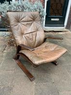 Vintage Noors fauteuil Rybo Rykken Ingmar Relling leer groen, Huis en Inrichting, Ophalen, Gebruikt, Hout
