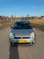Ford fiësta te koop!, Auto's, 100 kg, Stof, Zwart, 4 cilinders