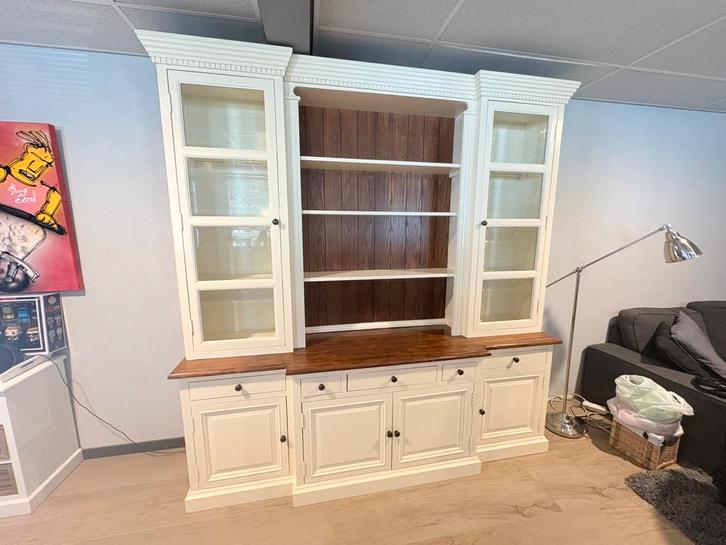Landelijke Buffetkast te koop, Huis en Inrichting, Kasten | Buffetkasten, Gebruikt, 200 cm of meer, 200 cm of meer, 25 tot 50 cm