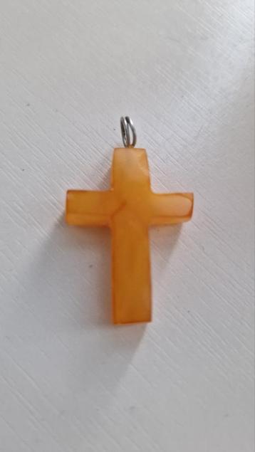 Bakelieten Kruis Hanger beschikbaar voor biedingen