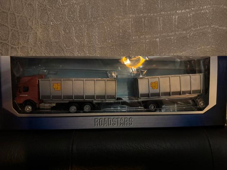 Modelvrachtwagen Roadstars jagers aj, Hobby en Vrije tijd, Modelbouw | Auto's en Voertuigen, Zo goed als nieuw, Truck, Groter dan 1:32