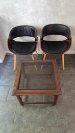 Gratis tafel en 2 stoelen (alleen samen), Huis en Inrichting, Ophalen, Gebruikt, 50 tot 100 cm, Vierkant