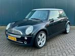 Mini 1.6 16V ONE 2005 Zwart APK tot 30-09-2026, Auto's, Voorwielaandrijving, Zwart, 4 cilinders, 4 stoelen