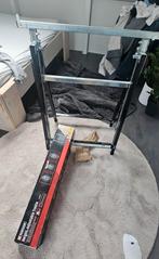 2 schragen van metaal parksite..nooig gebruikt..Nu €. 20,=, Doe-het-zelf en Verbouw, Ophalen, Zo goed als nieuw