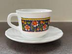 Arcopal vinage kop en schotel bloemen, Huis en Inrichting, Keuken | Servies, Ophalen of Verzenden, Overige stijlen, Kop(pen) en/of Schotel(s)