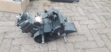 Te koop Gereviseerd blok van ee mbx 80cc watergekoeld 6-bak  beschikbaar voor biedingen