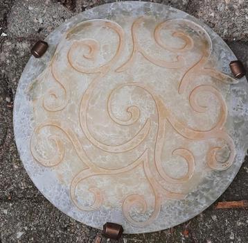 Plafond lamp beschikbaar voor biedingen