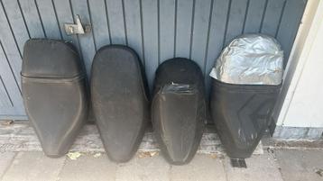 Piaggio zip zadel type 3 sp2000 diverse onderdelen beschikbaar voor biedingen