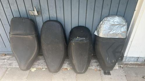 Piaggio zip zadel type 3 sp2000 diverse onderdelen, Motoren, Tuning en Styling, Ophalen of Verzenden