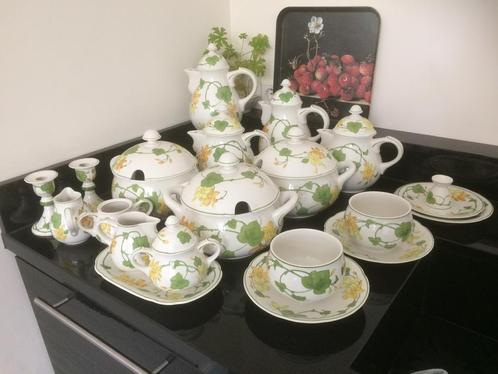 Villeroy en Boch Geranium servies onderdelen, Antiek en Kunst, Antiek | Servies compleet, Ophalen of Verzenden