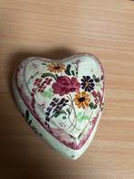 Antiek Robbia België Aardewerk Hart Bakje, Ophalen of Verzenden