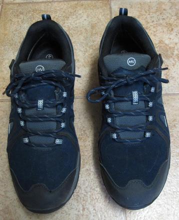 Wandelschoenen - maat 44 - laag model - HN - z.g.a.n. beschikbaar voor biedingen