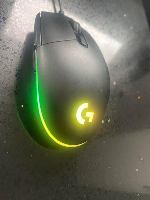 Gaming Toetsenbord en Muis - Logitech G203, Computers en Software, Toetsenborden, Gebruikt, Qwerty, Bedraad, Gaming toetsenbord