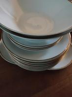 Gratis ophalen: Bavaria vohenstrauss Johan Seltman servies m, Antiek en Kunst, Antiek | Servies compleet, Ophalen