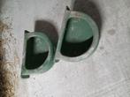 2x voerbak half rond paard, Dieren en Toebehoren, Paarden en Pony's | Overige Paardenspullen, Ophalen, Gebruikt, Overige soorten