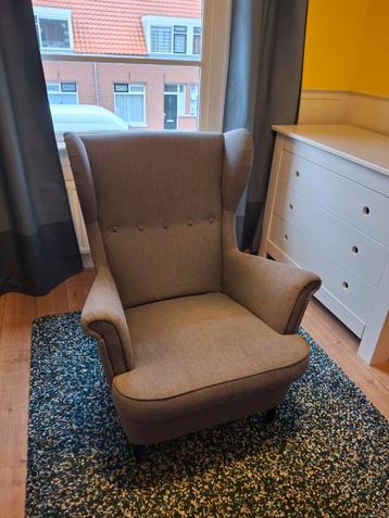 IKEA grijze Strandmon Oorfauteuil beschikbaar voor biedingen