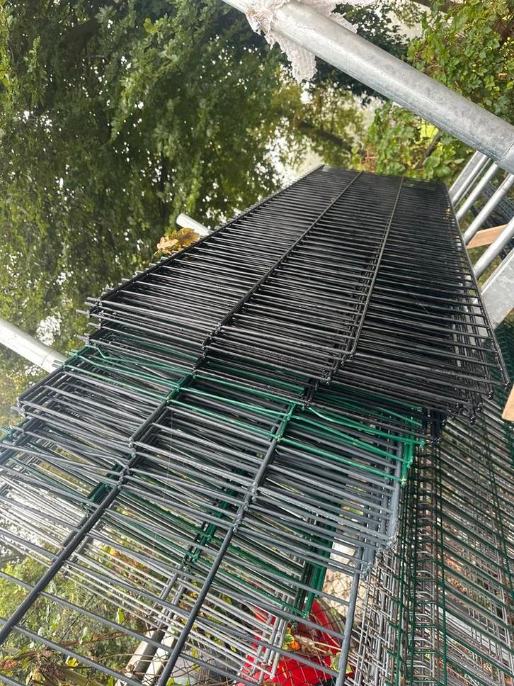 dubbelstaafsmatten, enkelstaafsmatten – €10 per stuk, Tuin en Terras, Tuinhekken en Hekwerk, Zo goed als nieuw, Dubbelstaafmat hekwerk