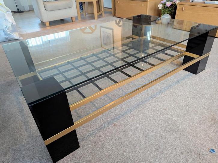 Glazen Salontafel met zwarte en messing details, Huis en Inrichting, Tafels | Salontafels, Gebruikt, Minder dan 50 cm, 100 tot 150 cm