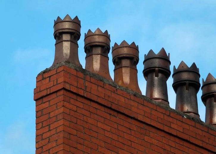 Engelse  schoorsteenkroon – Schoorsteen 19e eeuw, Doe-het-zelf en Verbouw, Dakpannen en Dakbedekking, Dakpannen, Steen of Klei