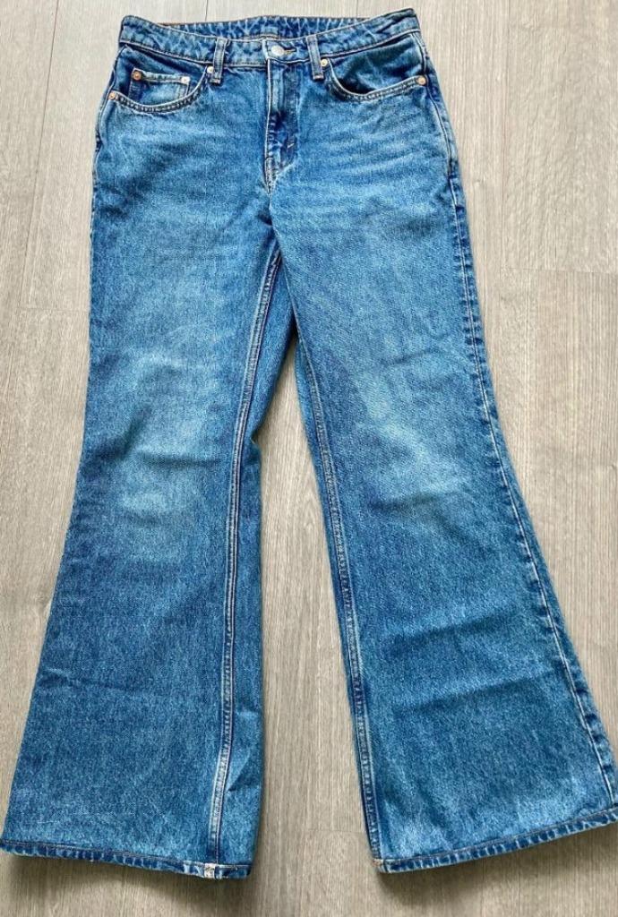 WEEKDAY NIEUW mooie blauwe jeans spijkerbroek , mt 28, Kleding | Dames, Spijkerbroeken en Jeans, Nieuw, W28 - W29 (confectie 36)