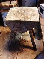 Oud hakblok slagersblok snijblok tafel bijzettafel brocante, Antiek en Kunst, Ophalen