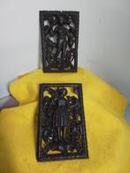 6556) 2 mooie gietijzeren wand ornamenten   12,5x19cm, Tuin en Terras, Tuinwanddecoratie, Ophalen of Verzenden