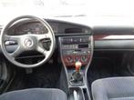 Audi 100 2.6 E V6 /UNIEK LAGE KM STAND / ZELDZAAM, Auto's, Audi, Te koop, Benzine, 2598 cc, Gebruikt