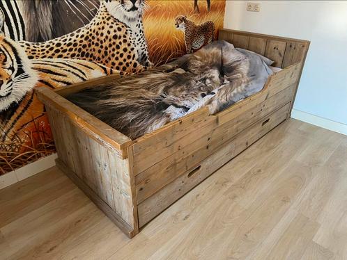 Steigerhouten kinderslaapkamer, Huis en Inrichting, Slaapkamer | Complete slaapkamers, Zo goed als nieuw, Eenpersoons, Ophalen