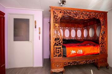 geweldig mooi antiek chinees bruidbed beschikbaar voor biedingen